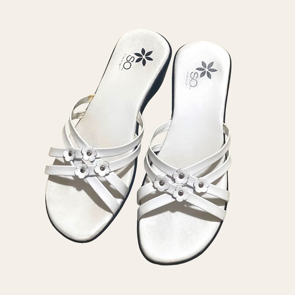 SO Shoes Y2k White Flower Sandals Poshmark